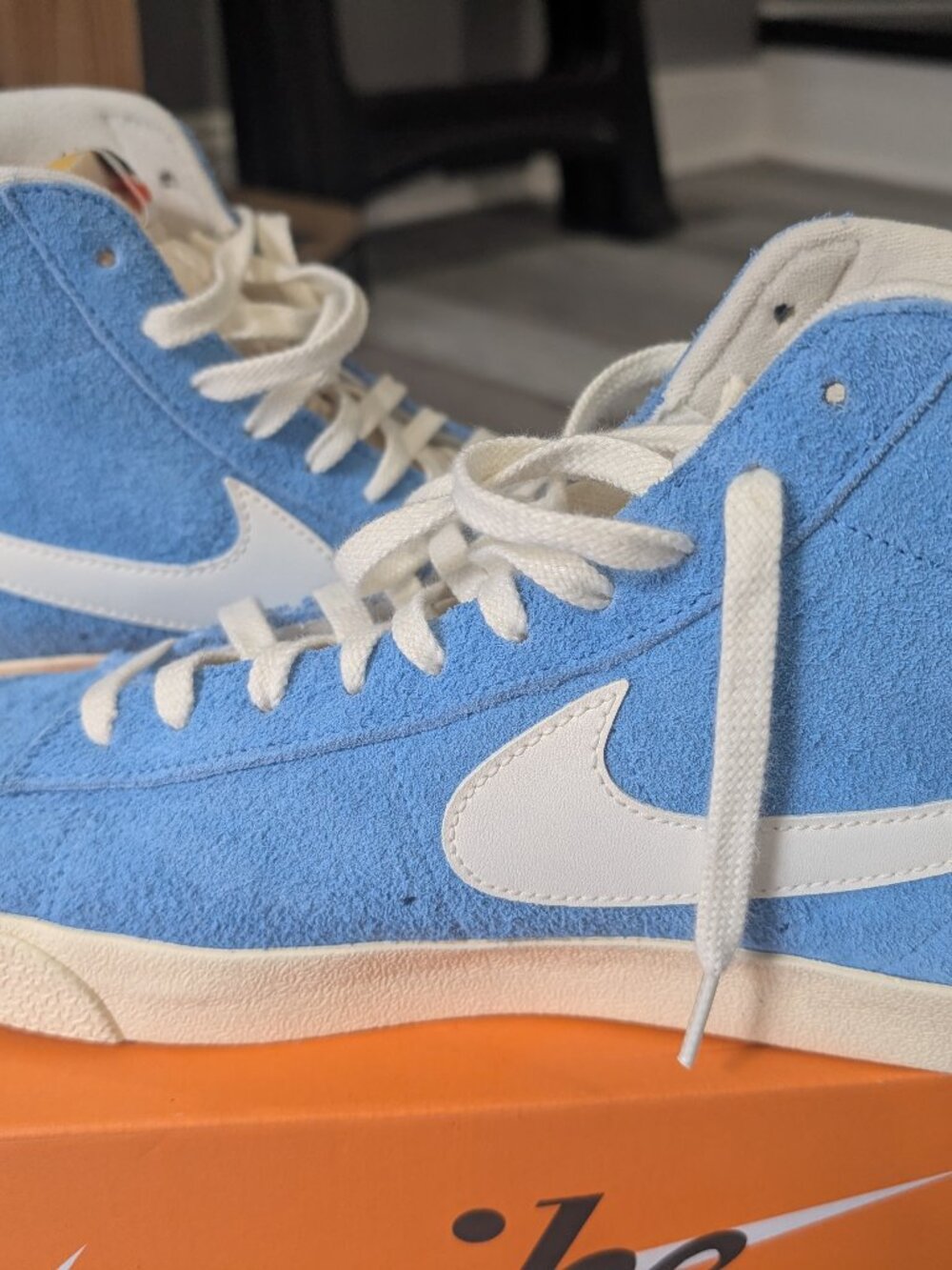 Size 10.5 - Nike Blazer Mid 77 Blue (Like New)